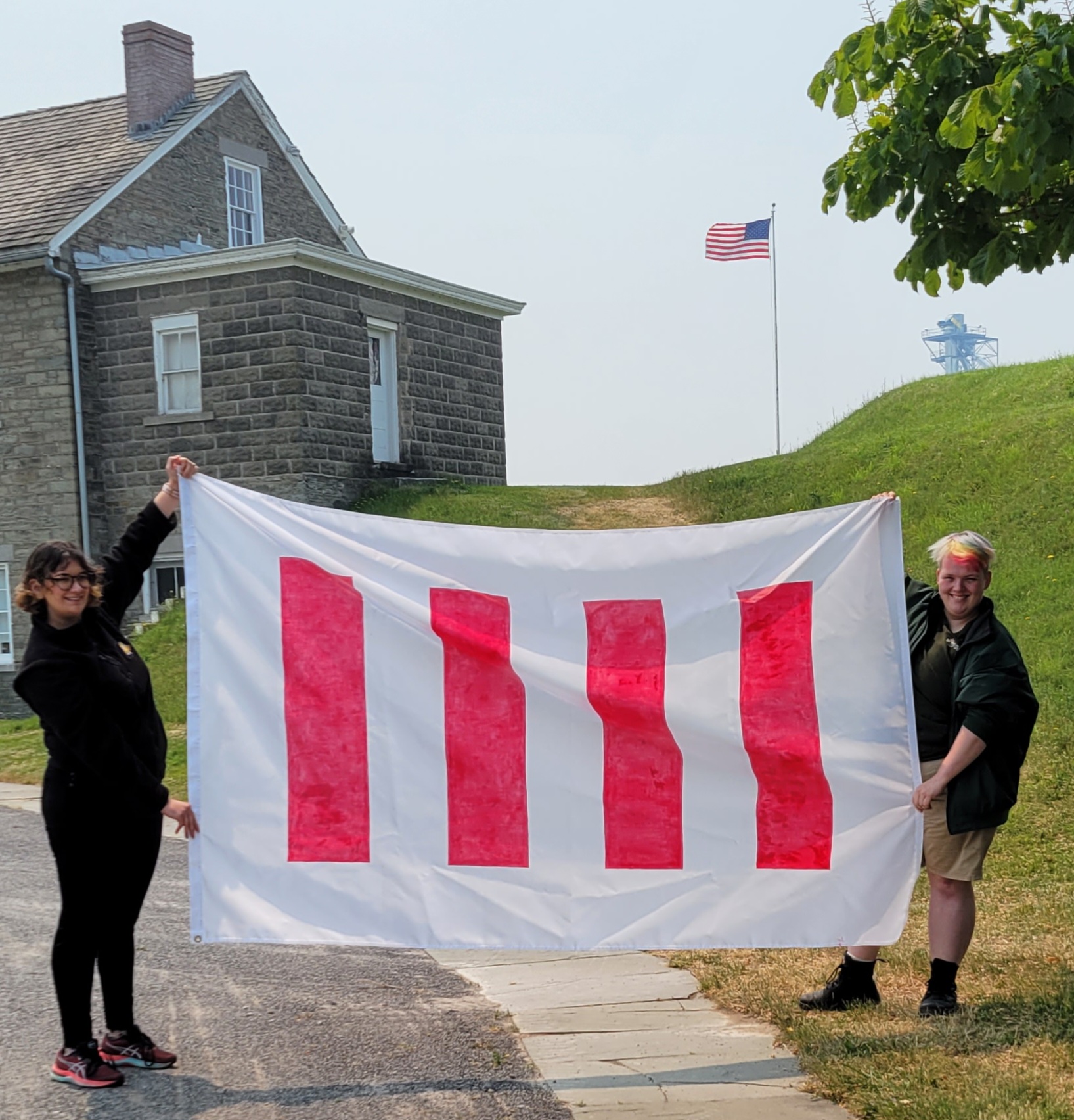 fort ontario staff with four freedoms flag